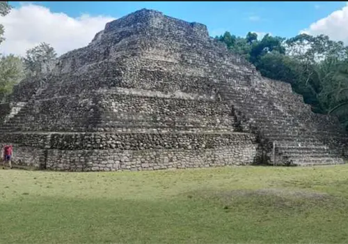Avanzan mejoras en zonas arqueológicas Avanzan mejoras en zonas arqueológicas