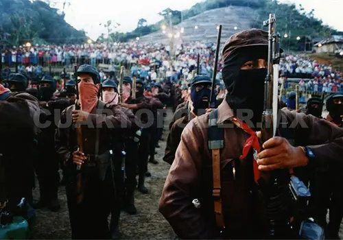 La Iglesia trató de destruir al EZLN: capitán Marcos La Iglesia trató de destruir al EZLN: capitán Marcos