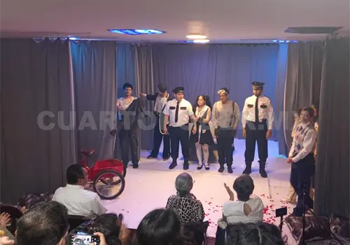 Anuncian funciones de teatro Anuncian funciones de teatro