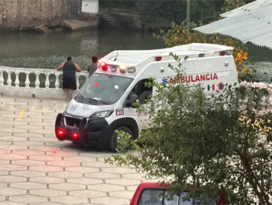 Fallece turista al tratar de nadar en el Grijalva