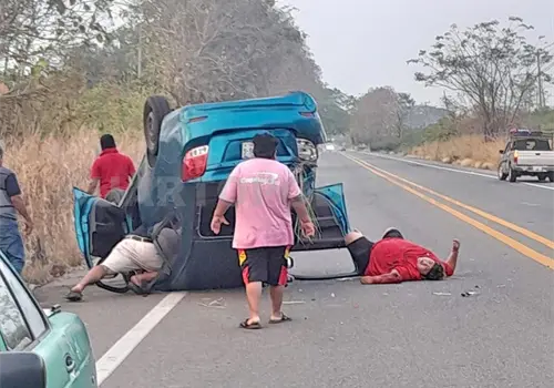 Cinco accidentes en vía a Puerto Madero Cinco accidentes en vía a Puerto Madero