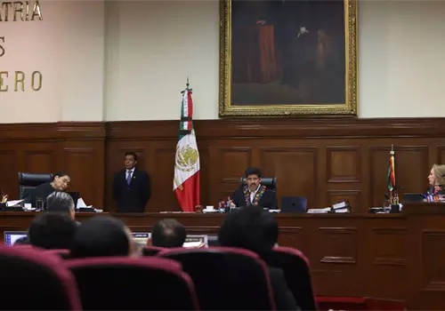 Validan a UIF bloquear cuentas sin orden judicial