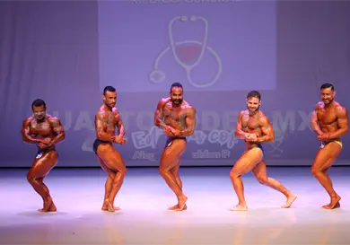 Ya viene el Mr. Coliseo & Mr. San Cristóbal Ya viene el Mr. Coliseo & Mr. San Cristóbal