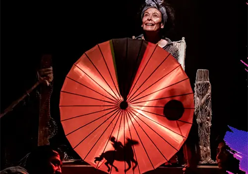 Crean un teatro sin filtros