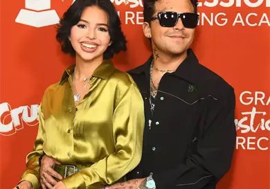 Nodal tiene su propio ángel Nodal tiene su propio ángel