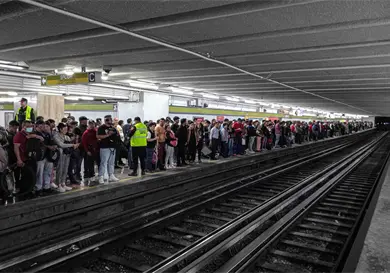 Aglomeraciones en el Metro por paro escalonado