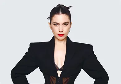 Javiera pide espacios para mujeres