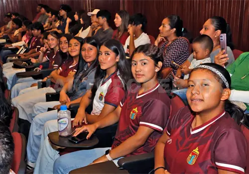 Fortalecen la mente rumbo a Olimpiada Nacional Fortalecen la mente rumbo a Olimpiada Nacional