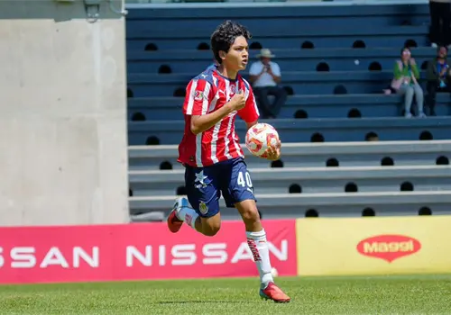 Ángel Ayala, campeón y goleador Ángel Ayala, campeón y goleador
