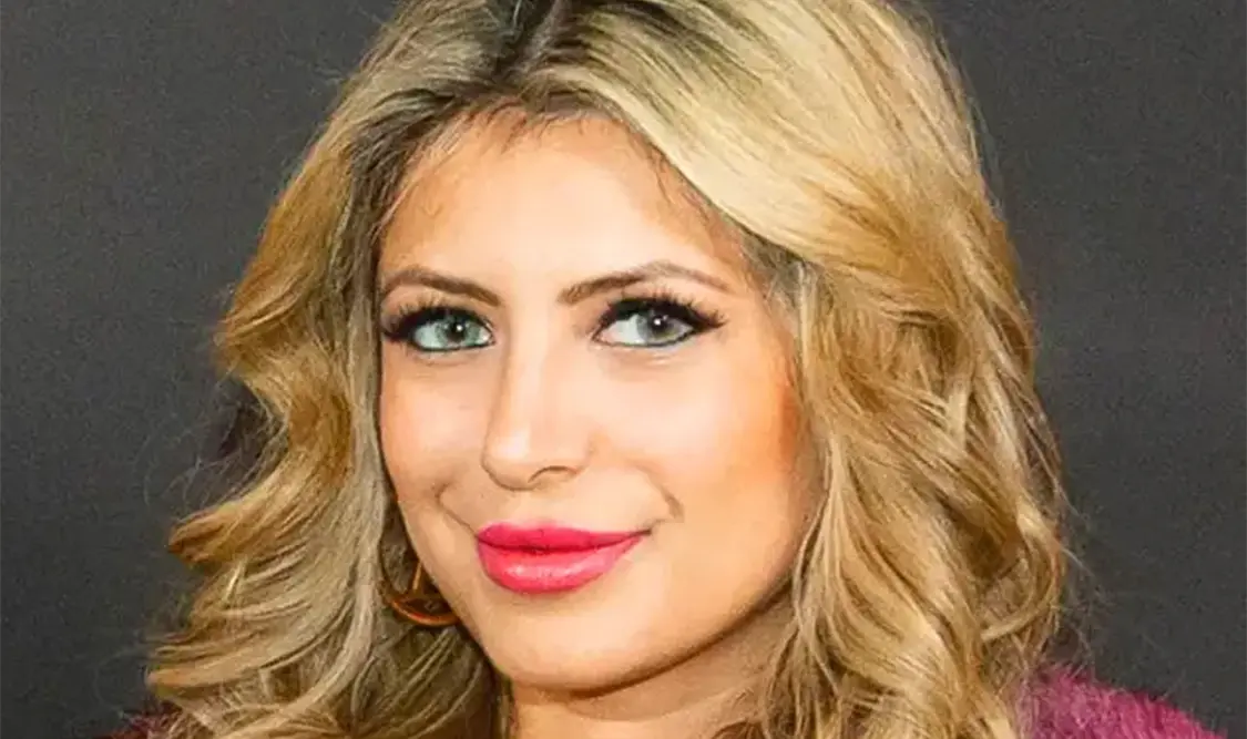 Jasveen Sangha, una vida de apariencias