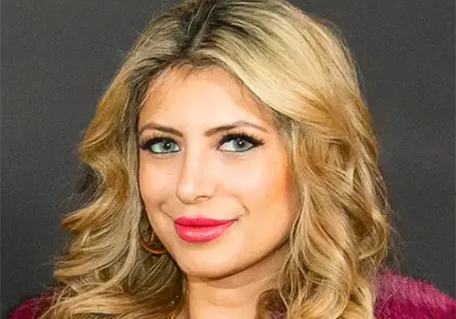 Jasveen Sangha, una vida de apariencias Jasveen Sangha, una vida de apariencias