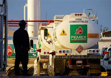 Exigen revisar política energética de Pemex Exigen revisar política energética de Pemex