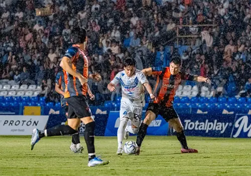 Reparten puntos en el Miguel Alemán Reparten puntos en el Miguel Alemán