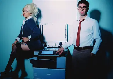 Sujatovich y Laferte le cantan al amor