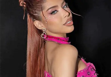 Yeri Mua tras los pasos de Lyn May