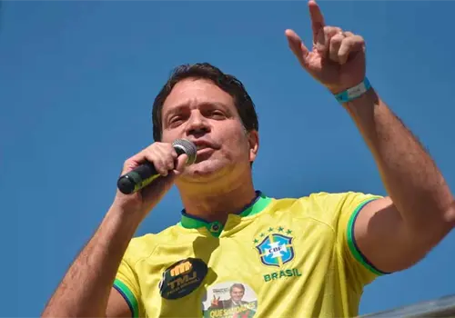 Detienen a exjefe de inteligencia de Jair Bolsonaro