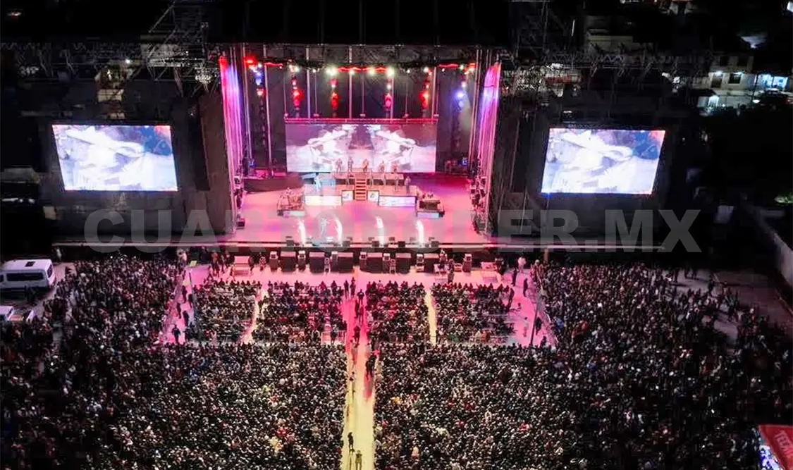 El domingo se llevó a cabo la presentación de Carin León como cierre de la feria. Manuel Martínez / CP