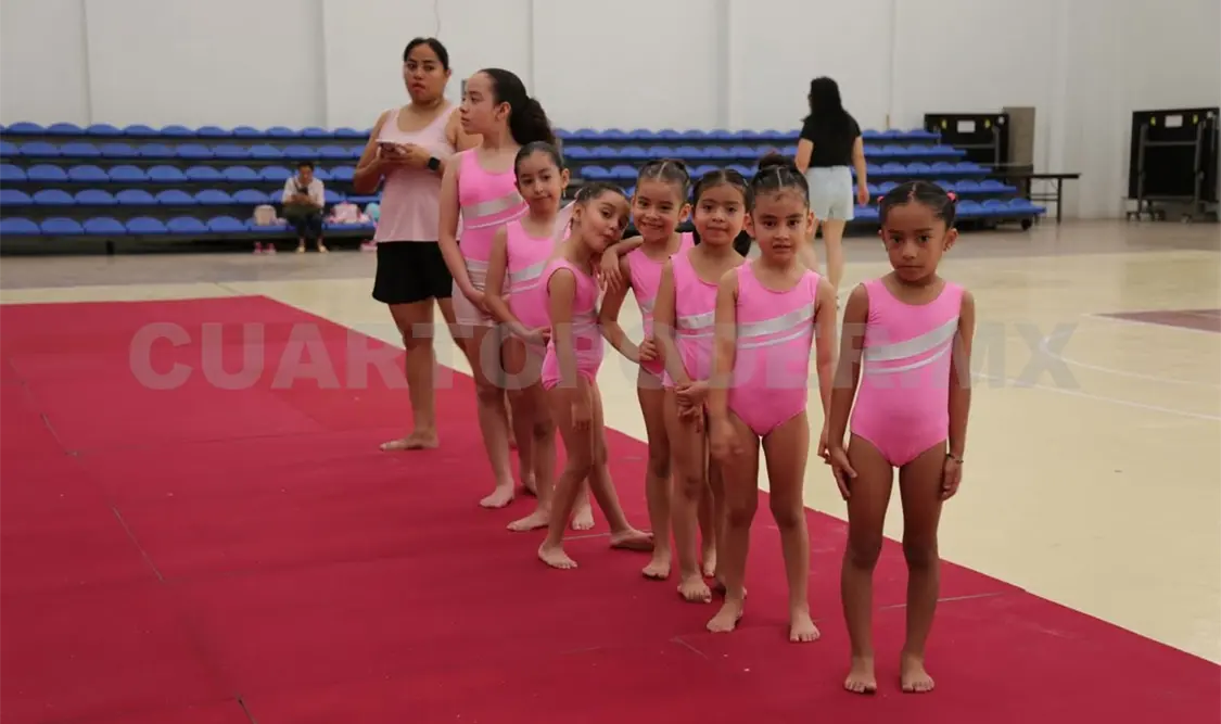 Las participantes hicieron ejercicios enfocados en mejorar su coordinación, su equilibrio y su técnica individual. Cortesía