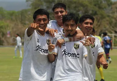 Pavones cierra fuerte en casa Pavones cierra fuerte en casa