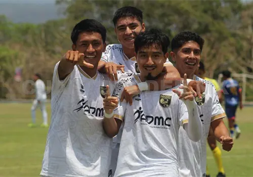 Pavones cierra fuerte en casa Pavones cierra fuerte en casa