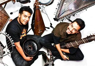 Cabezas de Cera inventa instrumentos