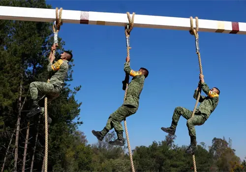 Avanza permiso para que EU adiestre a marinos y soldados Avanza permiso para que EU adiestre a marinos y soldados