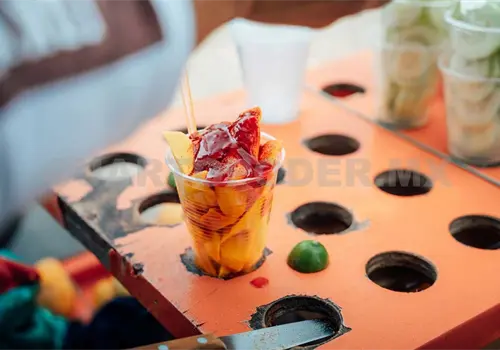 Entre el calor y la necesidad: comida en vía pública Entre el calor y la necesidad: comida en vía pública