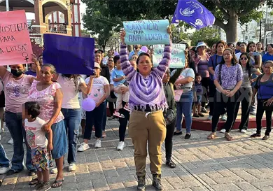 Marcha colectivo femenil por el caso de Ana Luisa