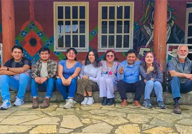 Trabajan para formar una academia intercultural