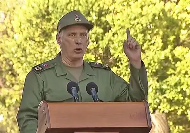 D&iacute;az-Canel pide a cubanos prepararse para la guerra