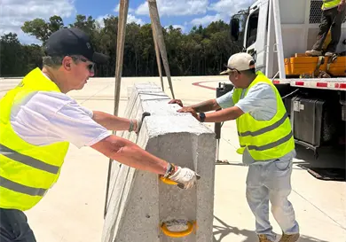 Avanza montaje del &oacute;valo Nascar en Tulum