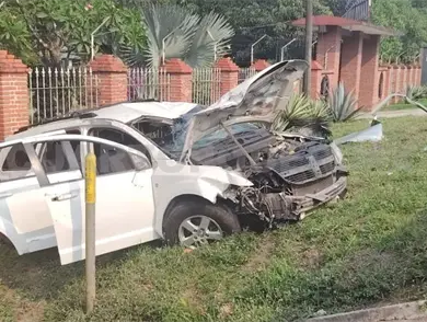 Se salva de milagro tras estamparse