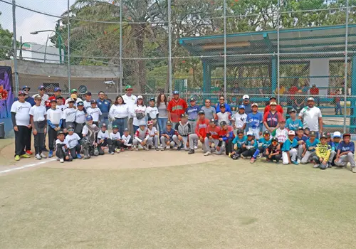 Celebran con cuadrangular infantil