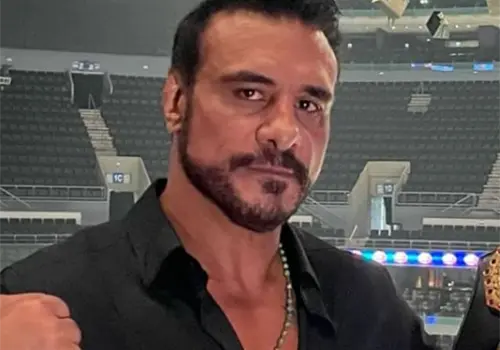 Luchador Alberto del R&iacute;o reaparece