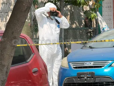 Macabro hallazgo dentro de veh&iacute;culo