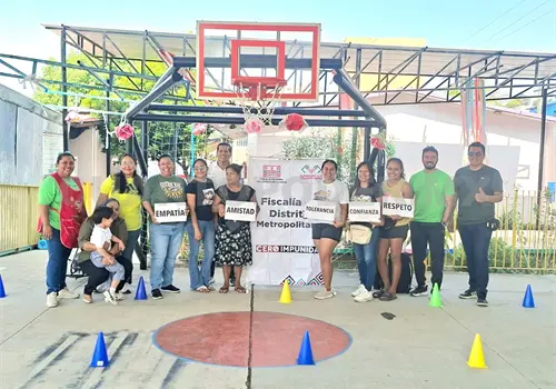 Brindan pl&aacute;ticas de prevenci&oacute;n a escuelas