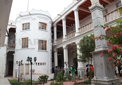 Presentan cartelera de reapertura del museo