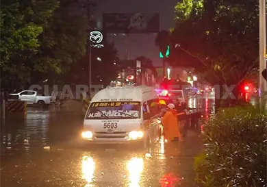 Lluvia vespertina causa da&ntilde;os en Tuxtla