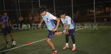 &Aacute;ngel Ayala vuelve a casa