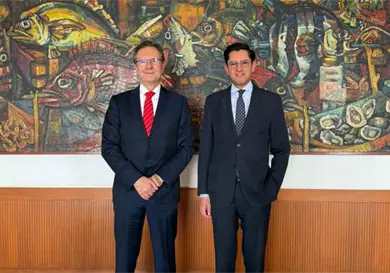 Canciller Velasco se re&uacute;ne con Esteban Moctezuma