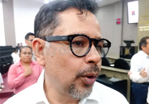 Contin&uacute;a discusi&oacute;n para dotar de armamento a polic&iacute;as
