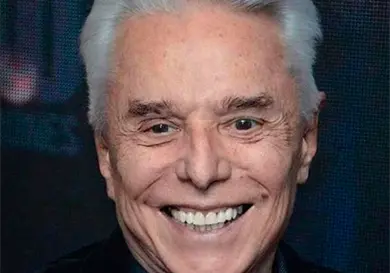 Guzm&aacute;n y Ang&eacute;lica hablan de romance