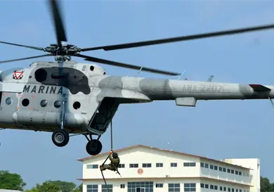 Marinos efect&uacute;an en Veracruz adiestramiento especializado