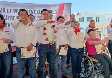 Toman protesta dirigentes municipales de RSP