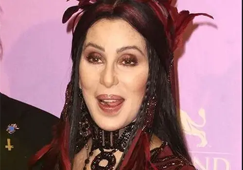 Cher pierde batalla sobre bienes