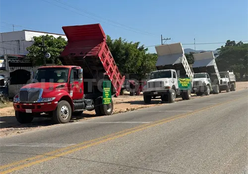 Se&ntilde;alan volqueteros problem&aacute;ticas con Conavi