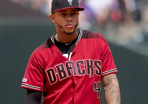 Guante de Oro y t&iacute;tulo, asignaturas pendientes