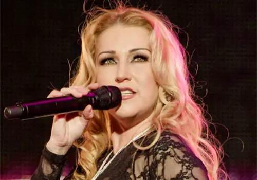 Alicia Villarreal, firme contra su ex