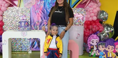 &Aacute;mbar celebra 4 a&ntilde;os al ritmo del k-pop