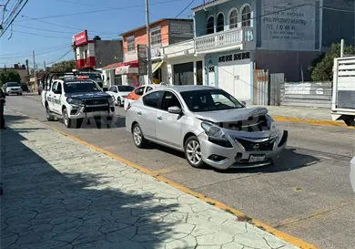 Carambolazo en el par vial del barrio Nicalocok